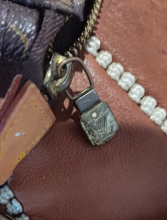 Louis Vuitton Monogram Small Bags (2) - Picture 14 of 16